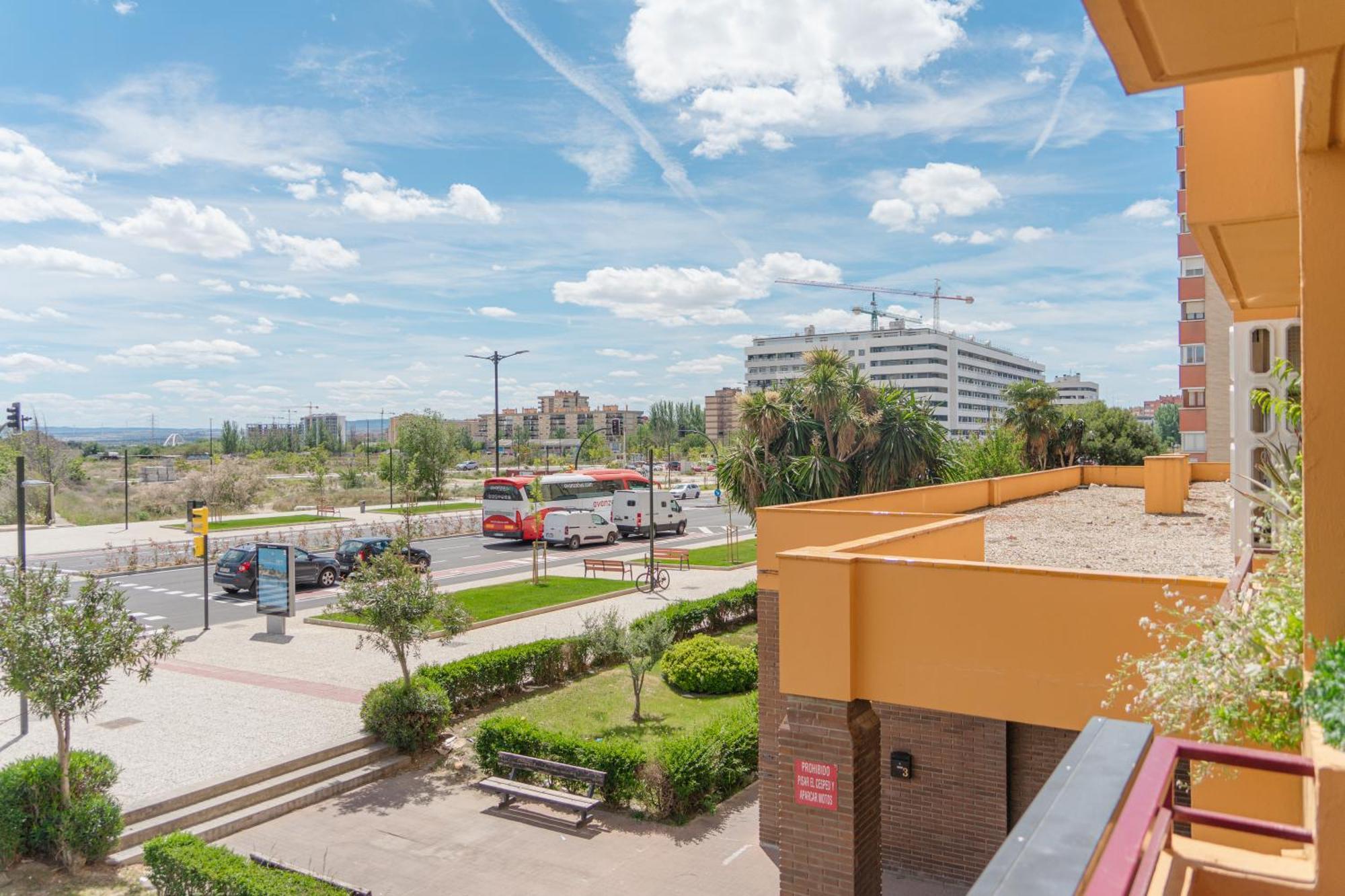 Casa Charros Apartment Zaragoza Luaran gambar